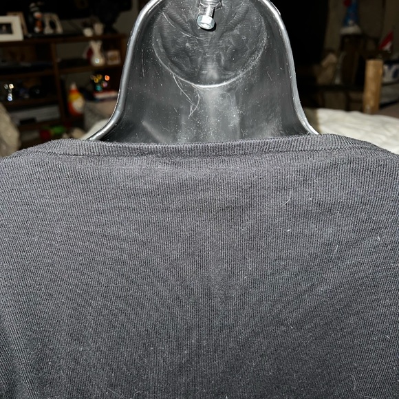 Peter Nygard Keyhole Sweater - Picture 6 of 10